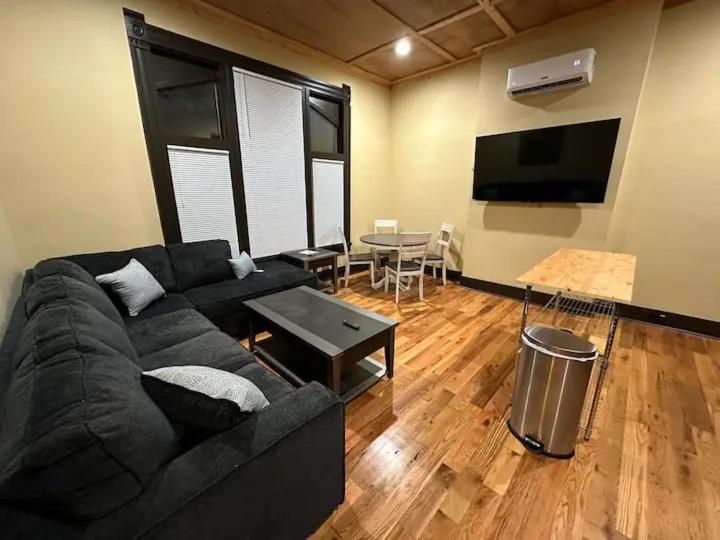 Apartament Quiet, Gated Oasis Near Downtown Lexington Zewnętrze zdjęcie